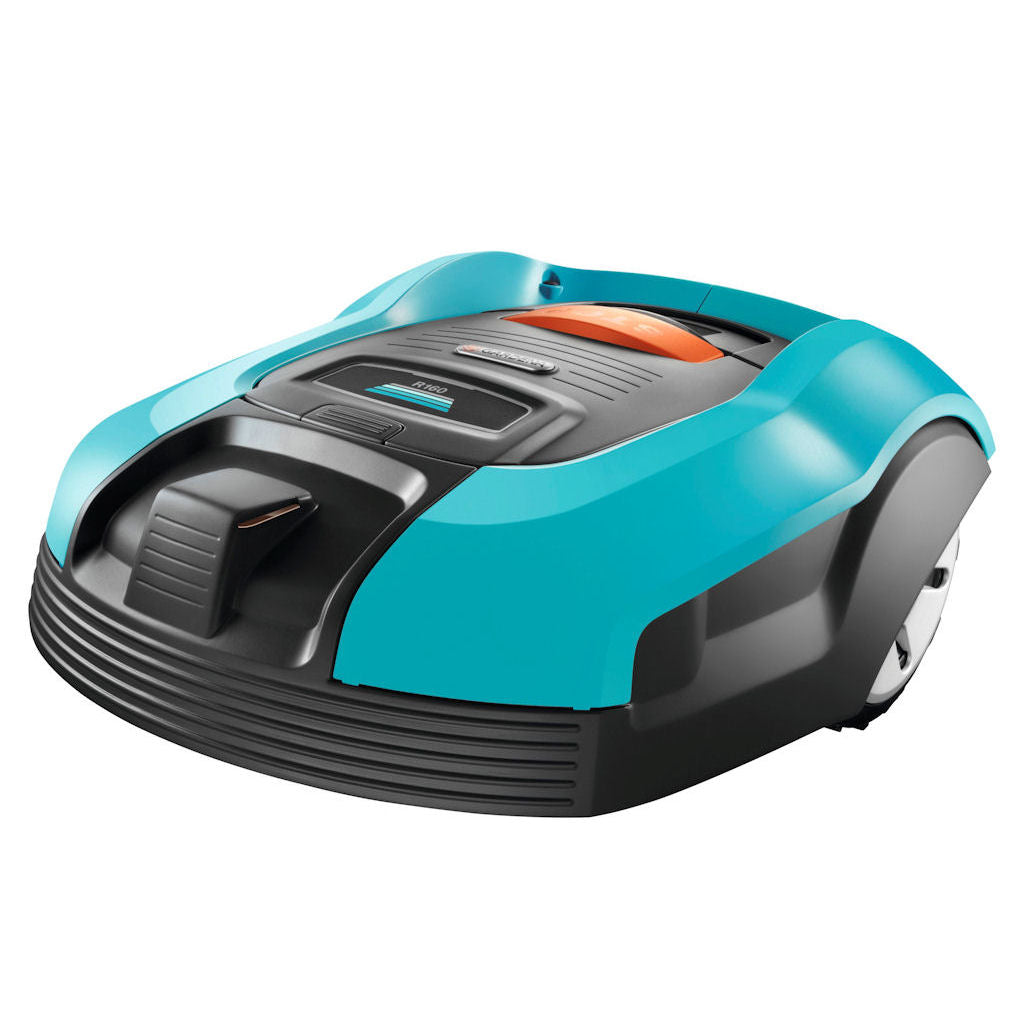 Gardena R40Li robotmaaier met nieuwe stalen mesjes voor een gelijkmatig gemaaid gazon